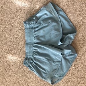 NEVER WORN Lululemon Hotty Hot Shorts